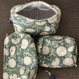 Cotton toilet bag in VANAMALA Indian fabric with vintage floral motif and quilted texture, available in three sizes.